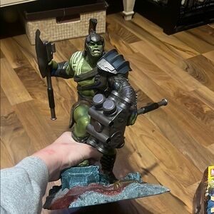Marvel Thor Ragnarock Hulk Action Figure